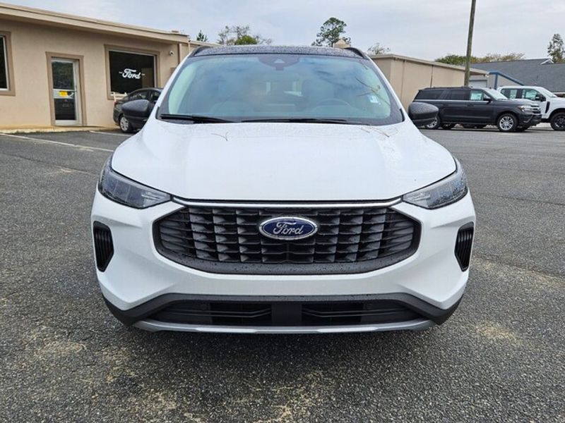 2025 Ford Escape Active photo 2