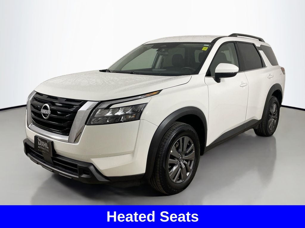 2025 Nissan Pathfinder SV photo 2