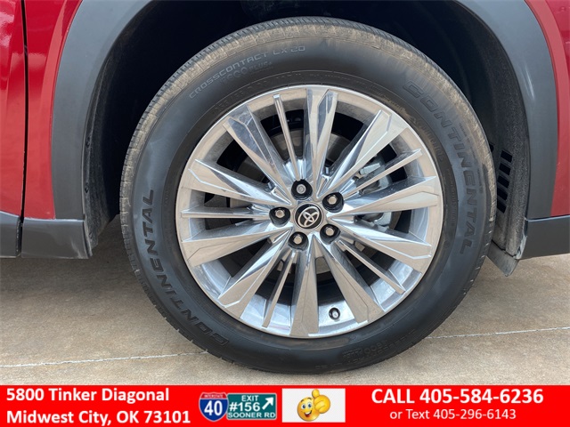 2026 Toyota Grand Highlander Platinum's photo