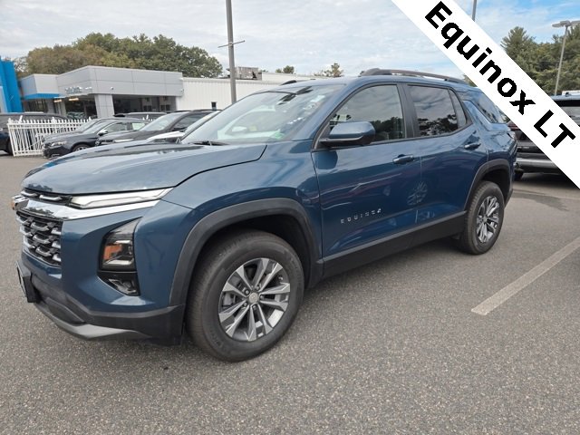 2025 Chevrolet Equinox LT photo 22