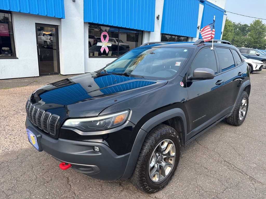 Used 2019 Jeep Cherokee Trailhawk with VIN 1C4PJMBX9KD328607 for sale in Superior, WI