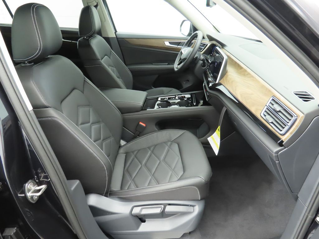 2026 Volkswagen Atlas SE Technology photo 19