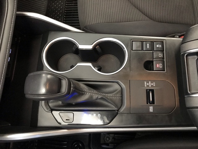 2023 Toyota Highlander L photo 19