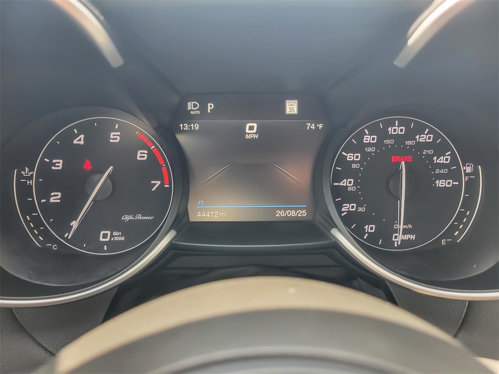 2023 Alfa Romeo Giulia Ti photo 13