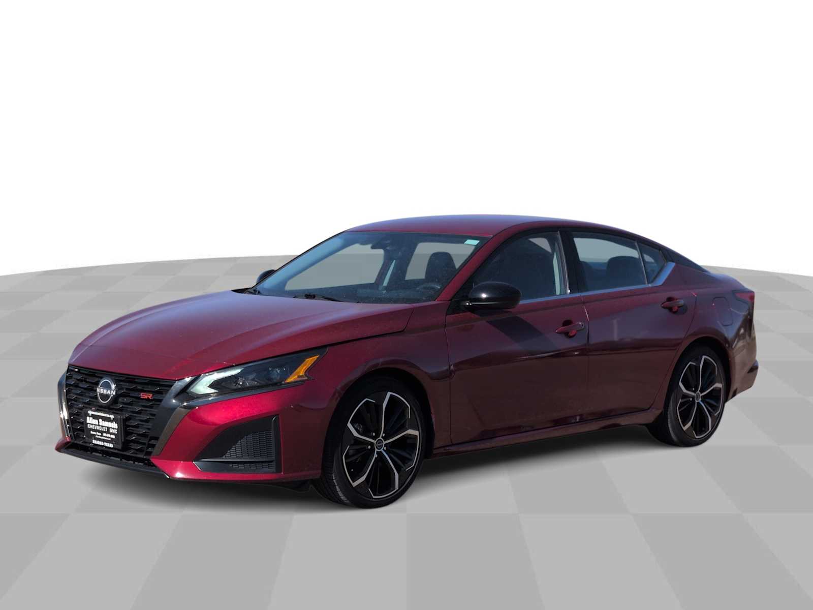 2024 Nissan Altima SR's photo