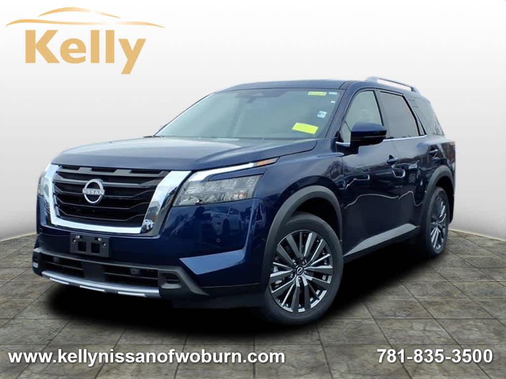 2025 Nissan Pathfinder SL's photo