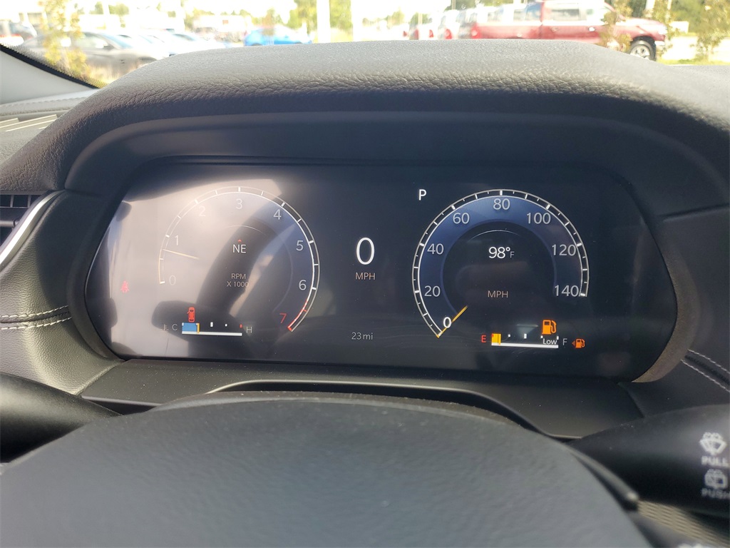 2025 Jeep Grand Cherokee Laredo X photo 14