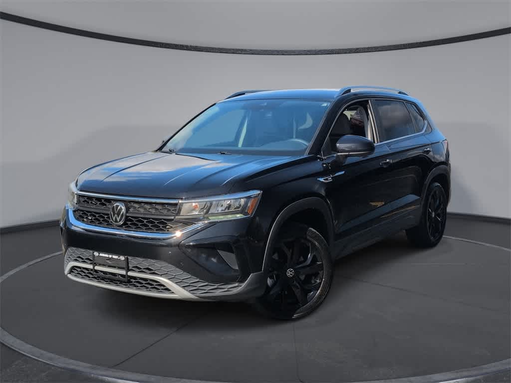 2023 Volkswagen Taos SE's photo