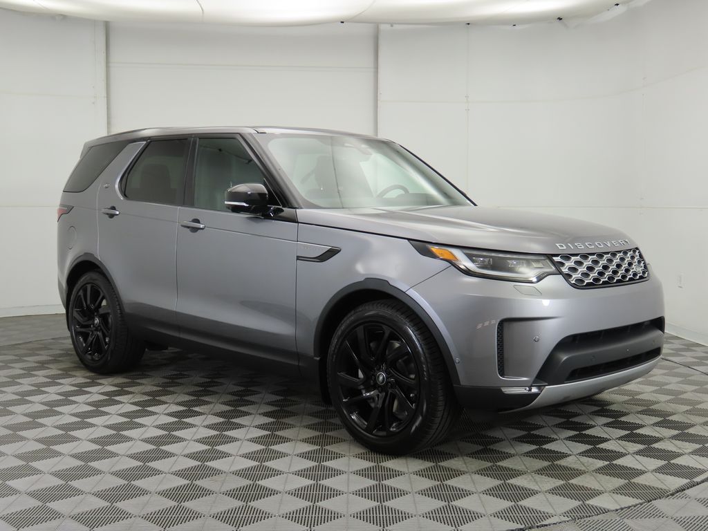 2025 Land Rover Discovery S photo 2