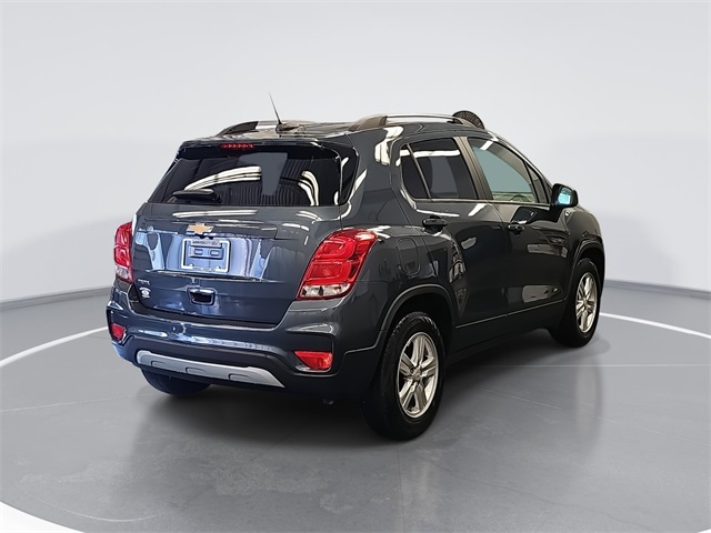2022 Chevrolet Trax LT photo 3