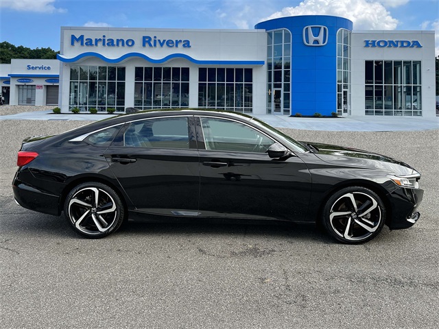 2022 Honda Accord Sport photo 2