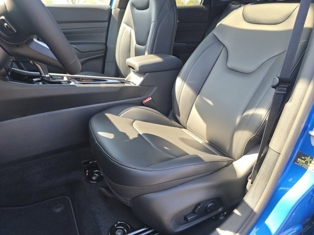 2026 Jeep Compass Limited photo 4