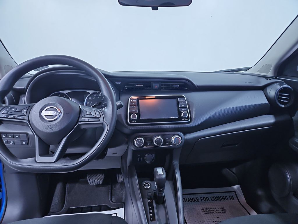 2024 Nissan Kicks S photo 12