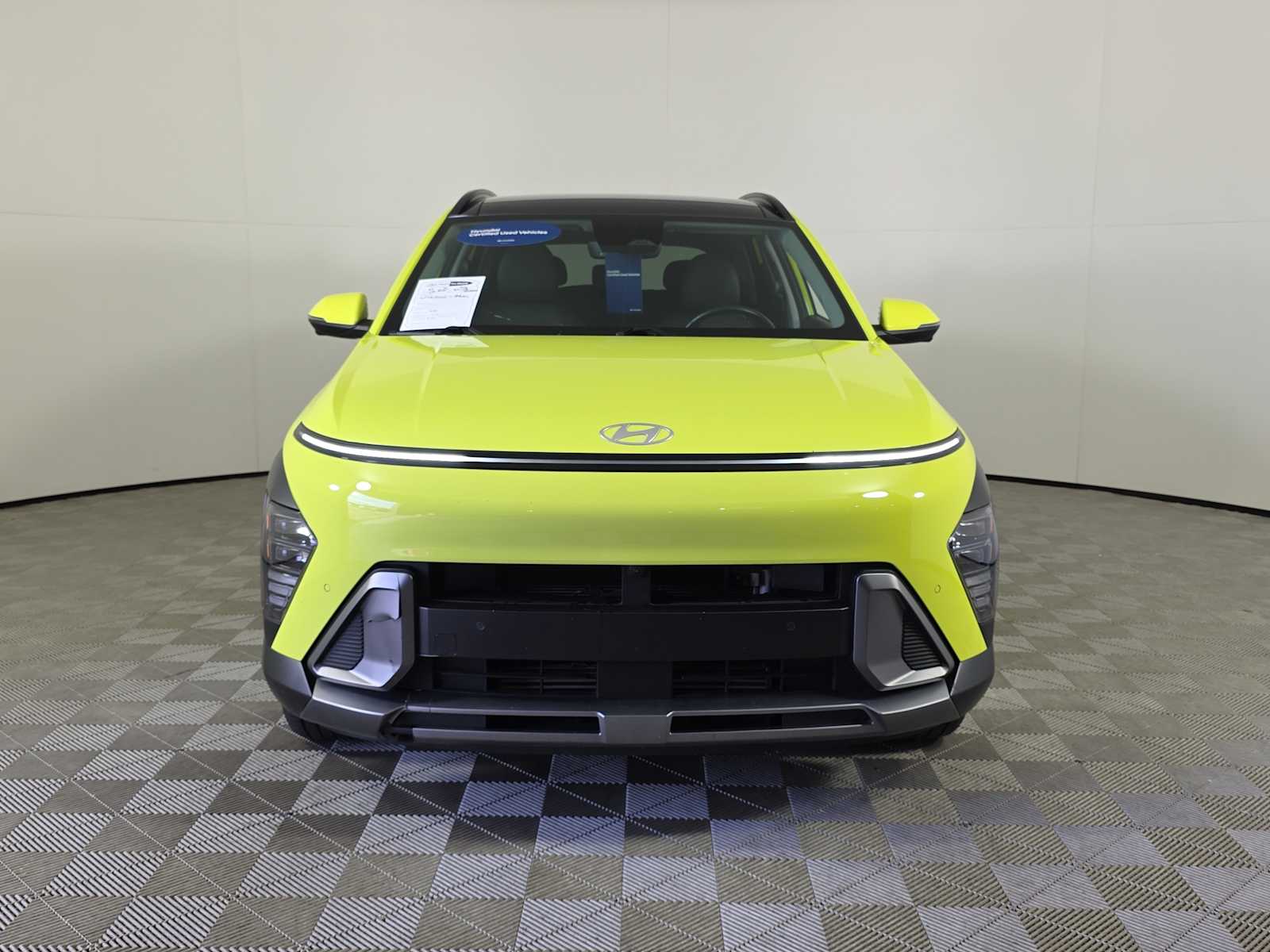 2024 Hyundai Kona Limited photo 2