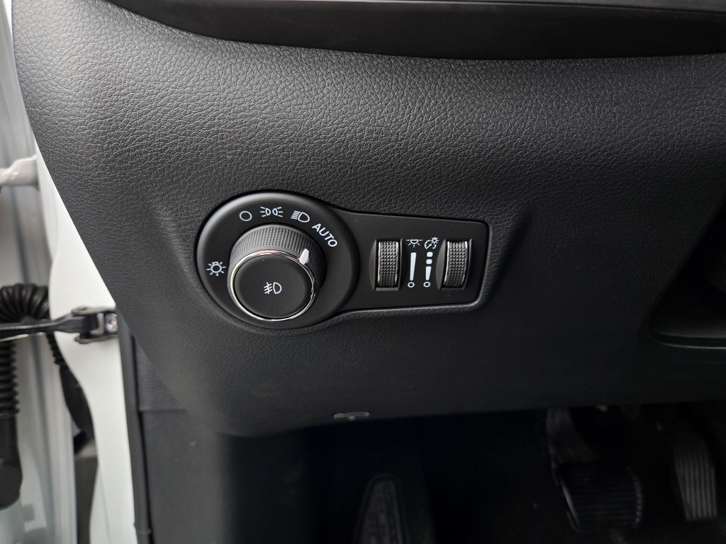 2026 Jeep Compass Limited photo 10