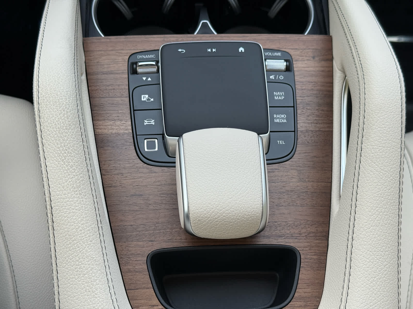 2026 Mercedes Benz GLE 350 4MATIC photo 18