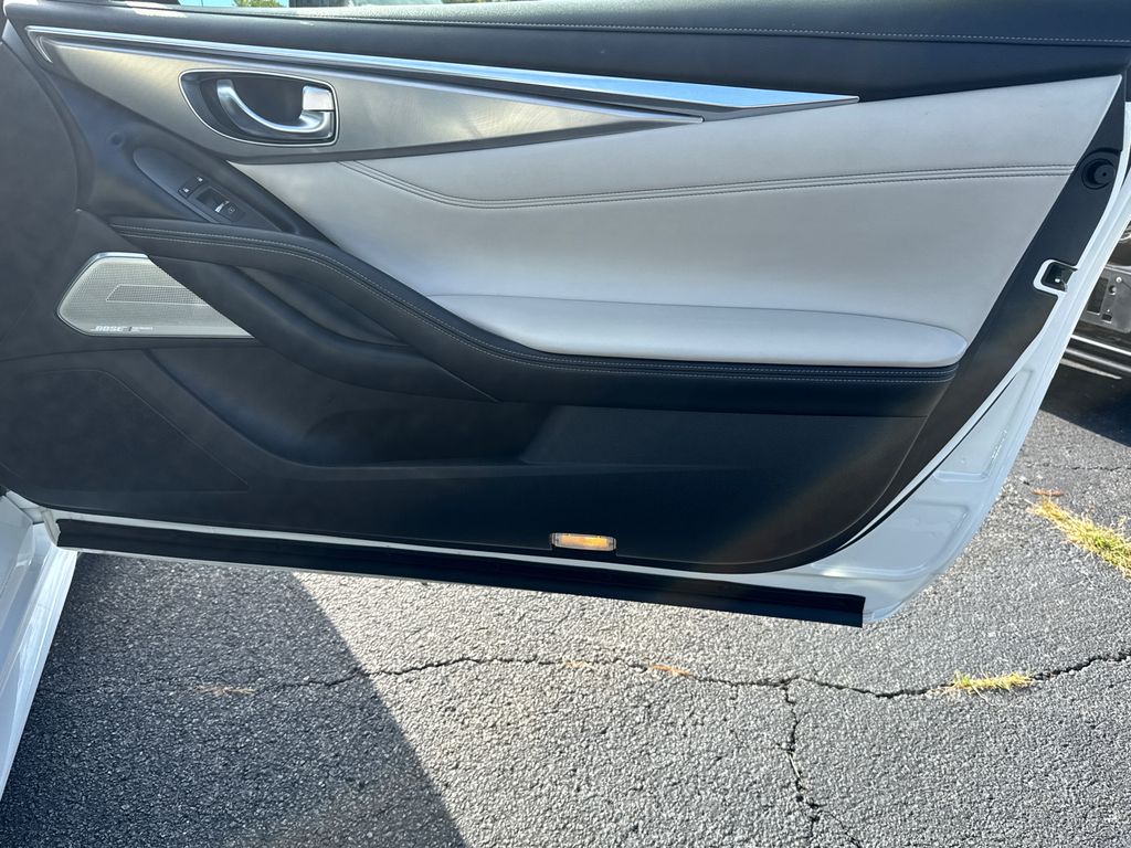 2021 Infiniti Q60 3.0t Luxe photo 14