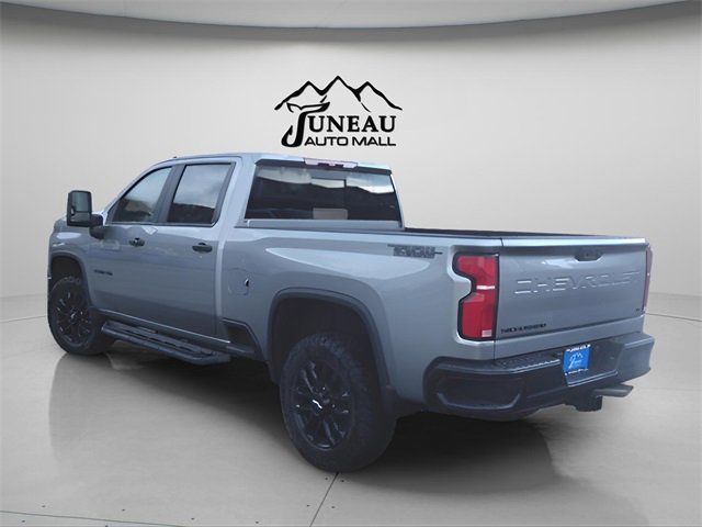 2026 Chevrolet Silverado 2500HD LT photo 3