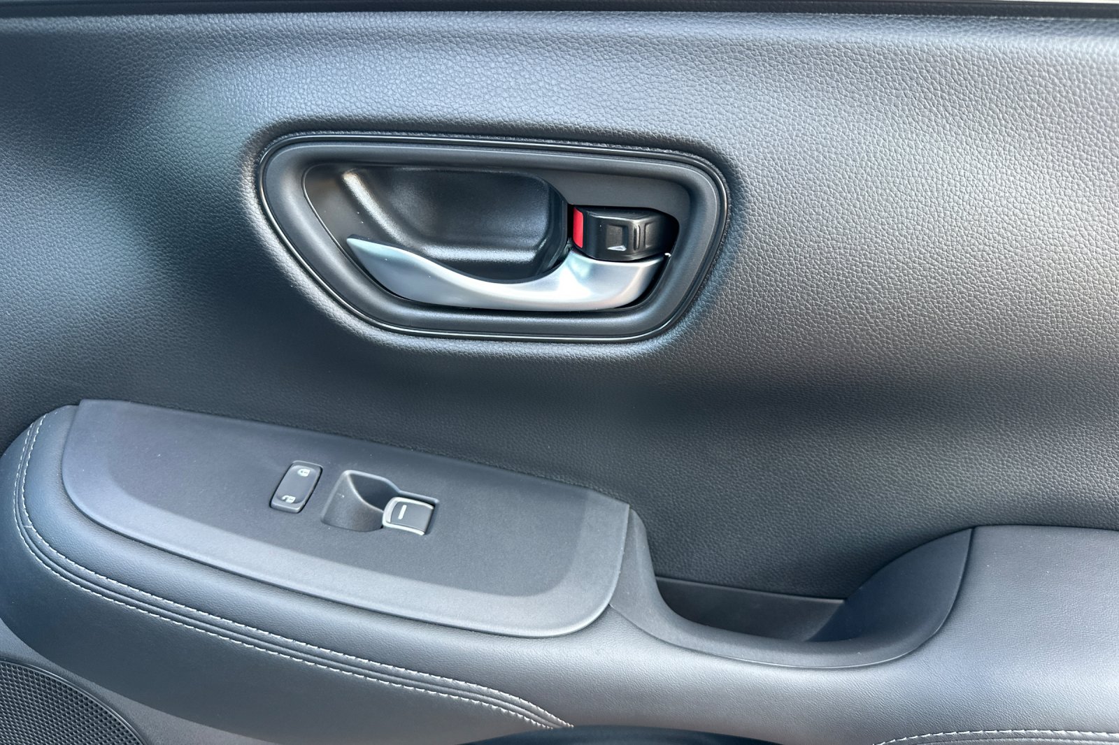 2026 Honda HR-V EX-L photo 17