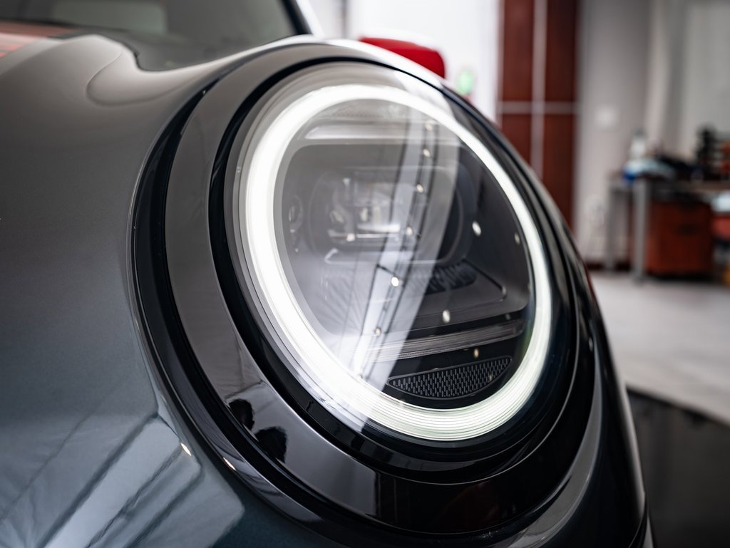 2025 Mini Cooper 2 Door Hardtop Iconic photo 14