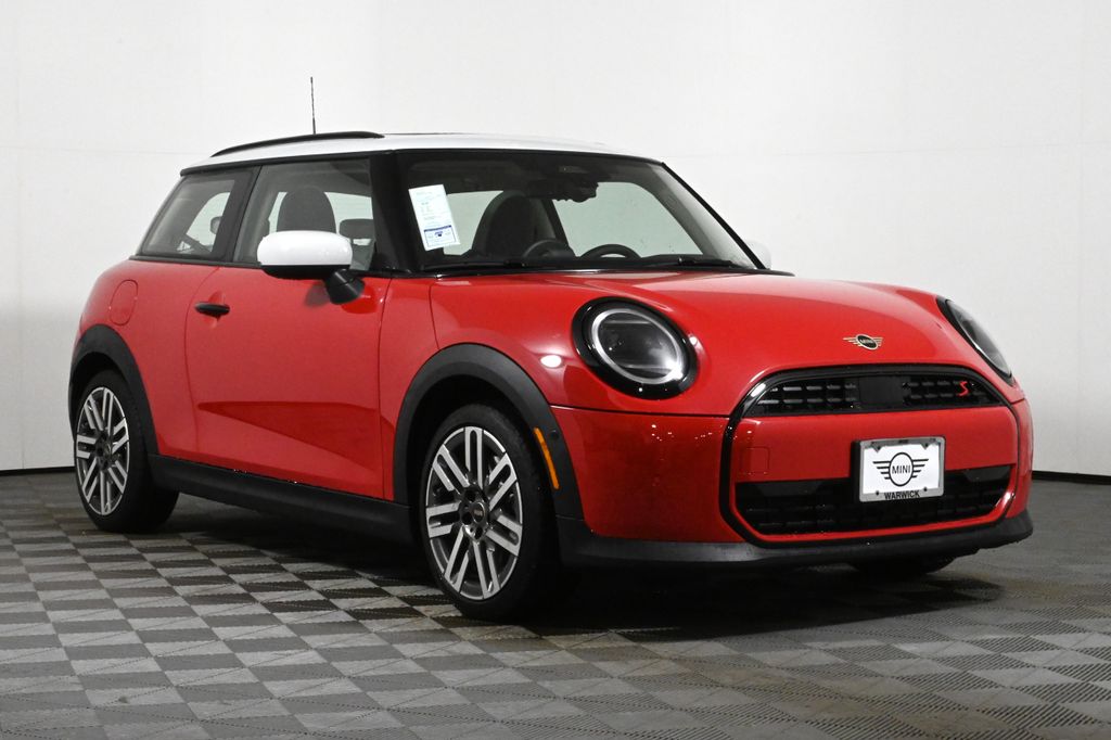 2025 Mini Cooper Hardtop 2 Door Signature photo 9