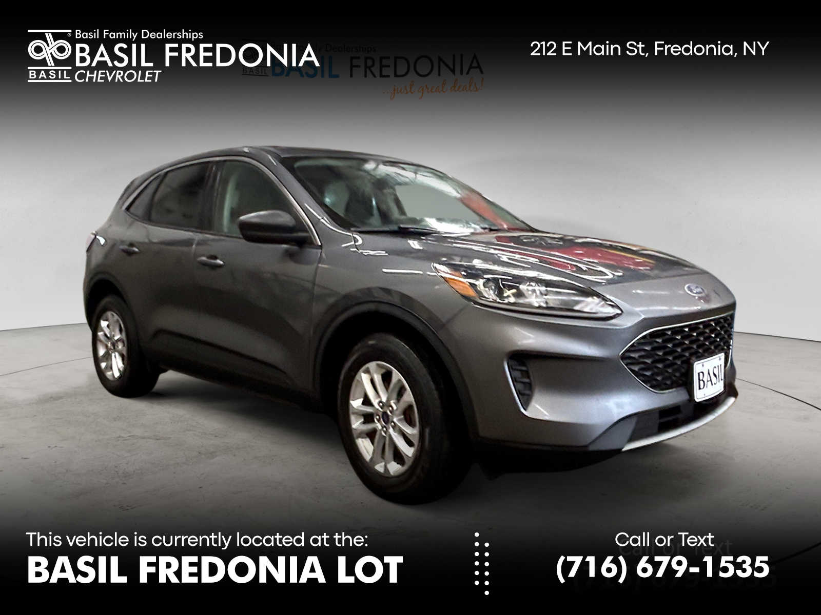 2022 Ford Escape SE's photo