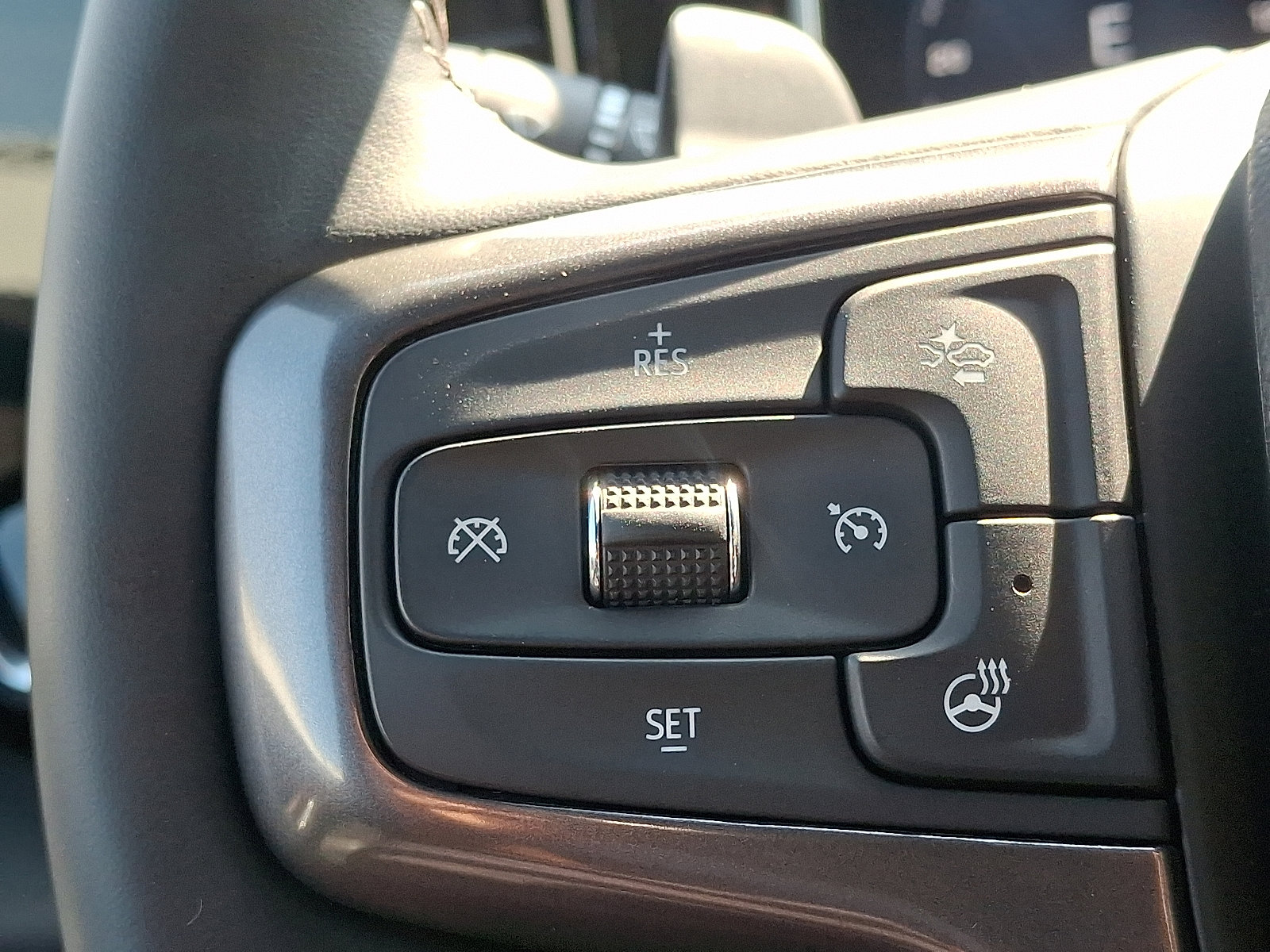 2024 Chevrolet Silverado 1500 High Country photo 20