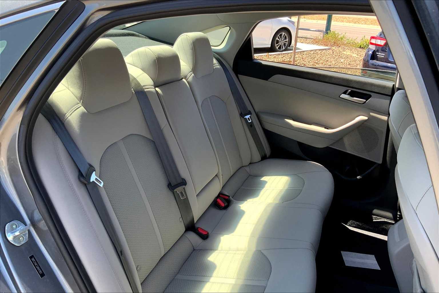 2018 Hyundai Sonata SE photo 17