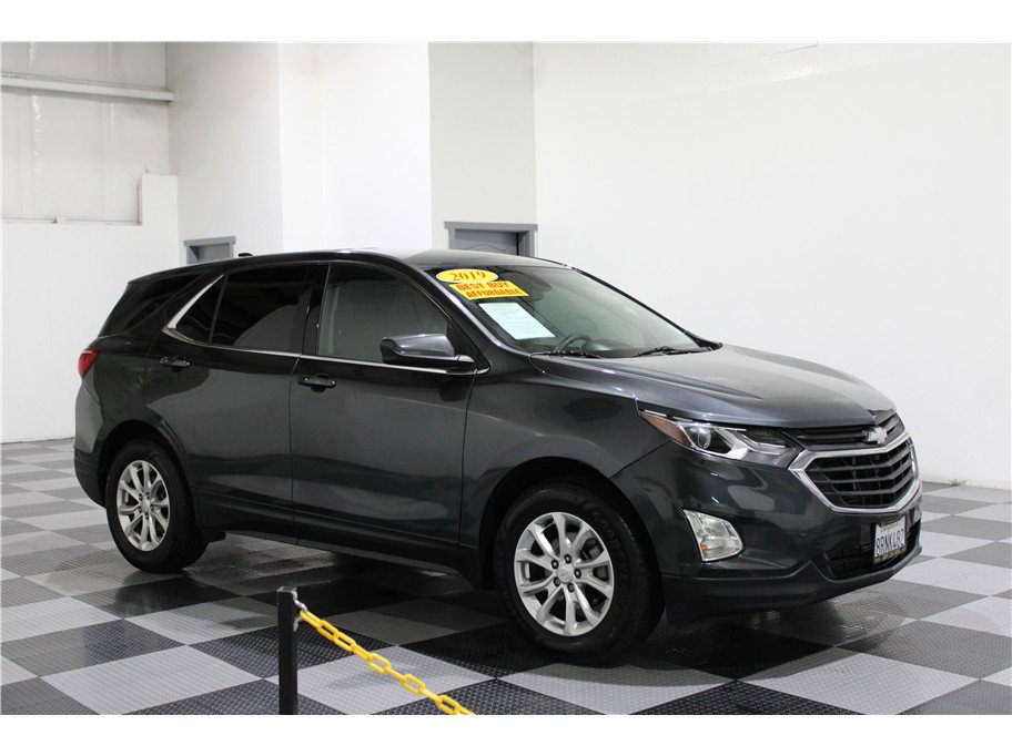 2019 Chevrolet Equinox LT's photo
