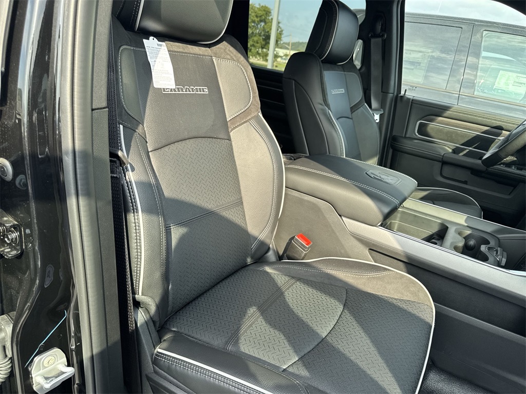 2026 Ram 3500 Laramie photo 28