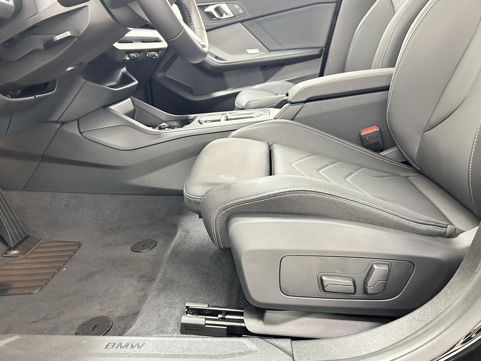 2026 Bmw 228 photo 30