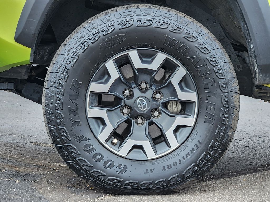 2023 Toyota Tacoma TRD 4x4 Double Cab photo 6