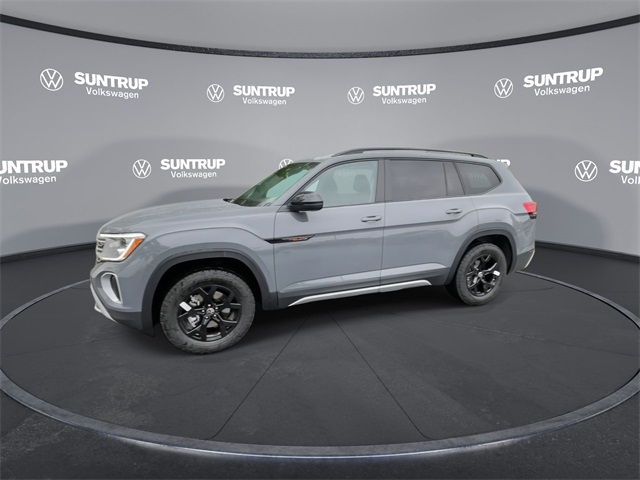 2025 Volkswagen Atlas Peak Edition SE photo 9