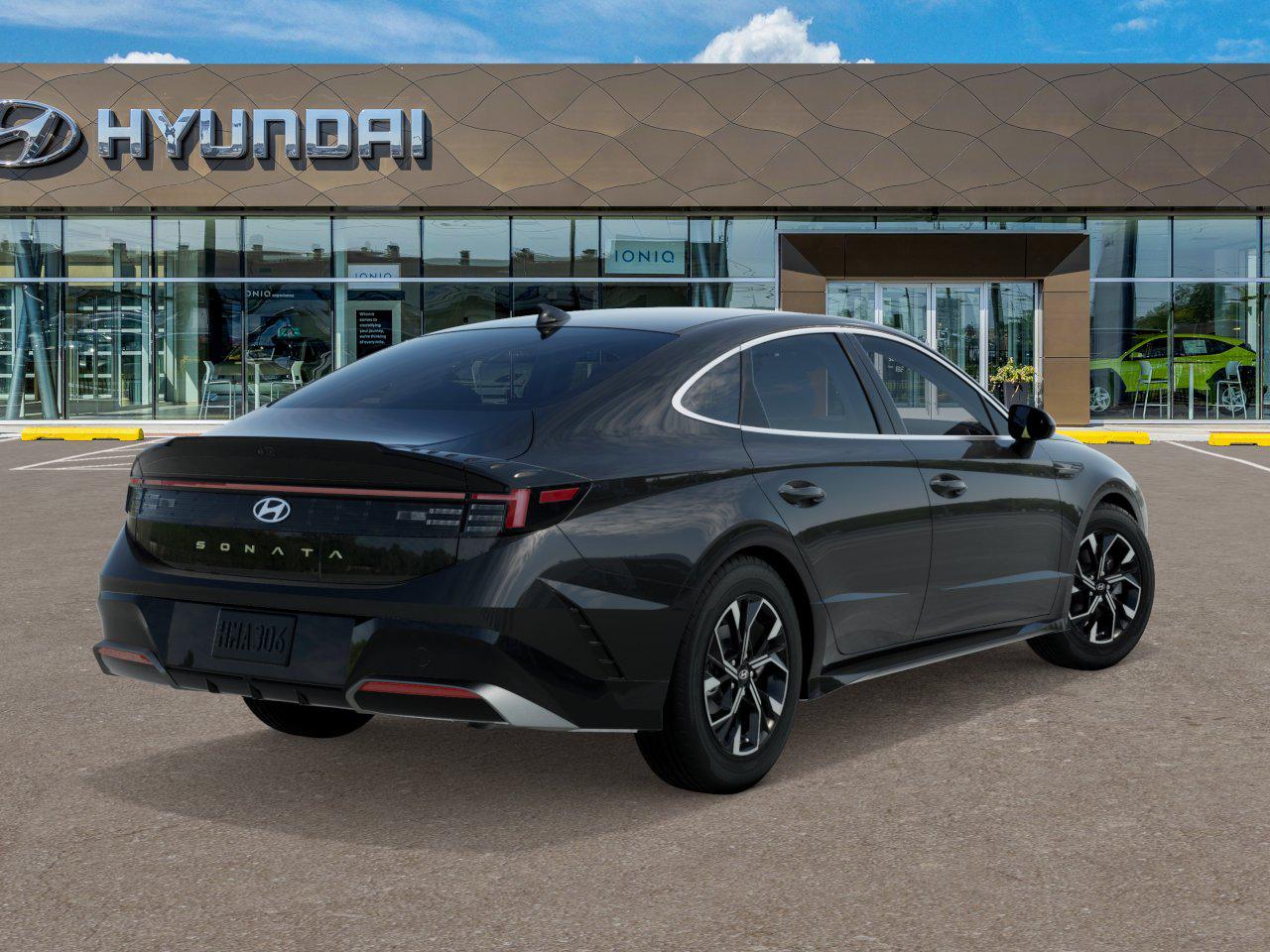2025 Hyundai Sonata SEL photo 2