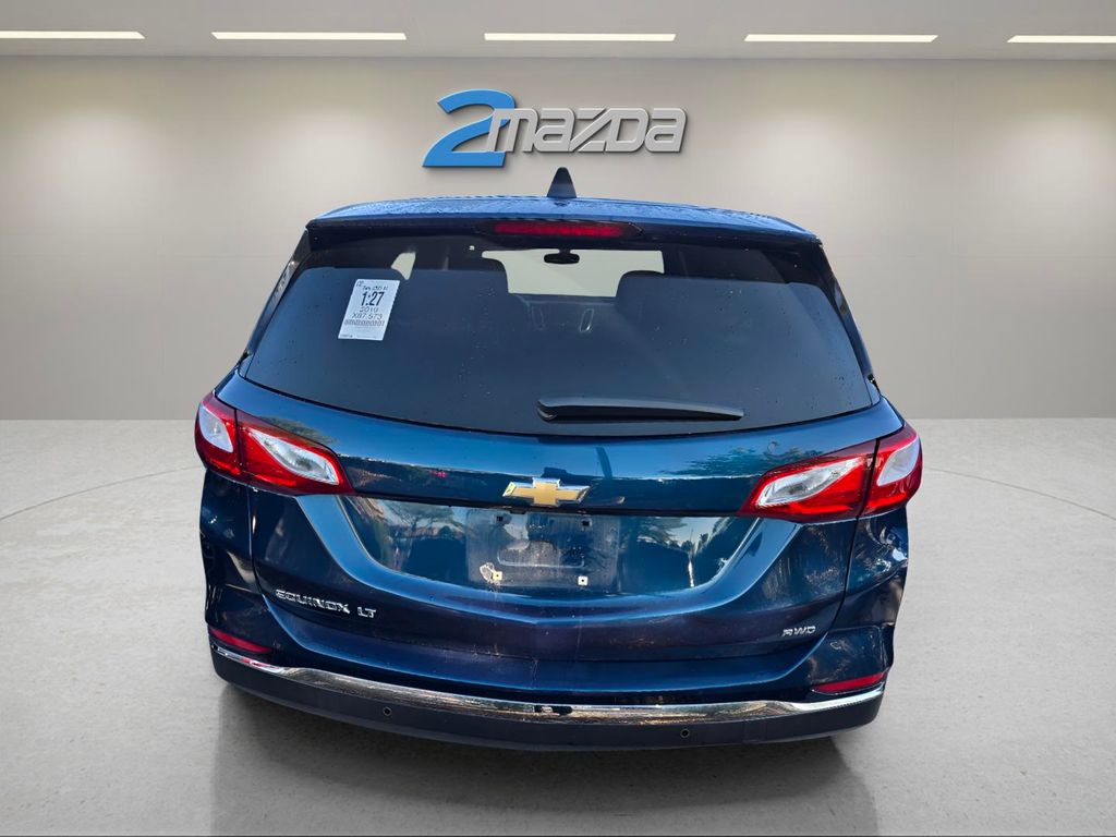 2019 Chevrolet Equinox LT photo 3