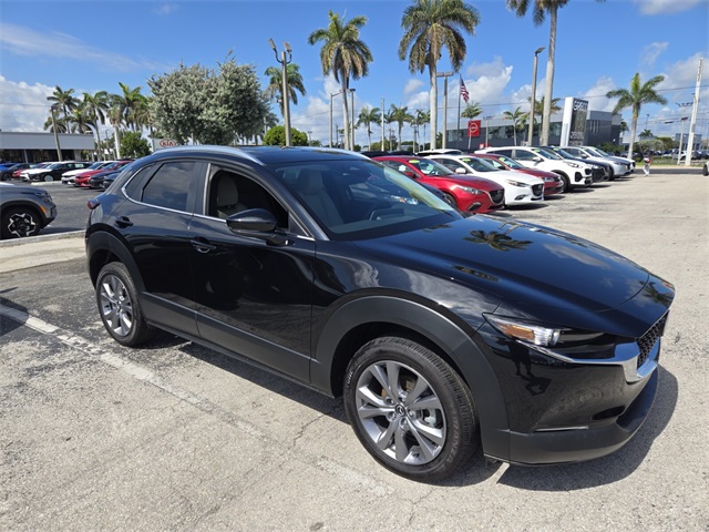 2025 Mazda CX-30 2.5 S Preferred photo 2