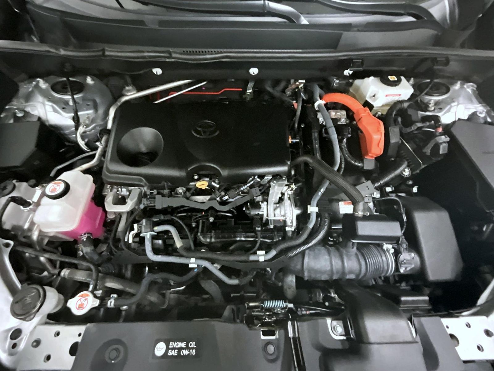 2021 Toyota RAV4 Hybrid XSE photo 23