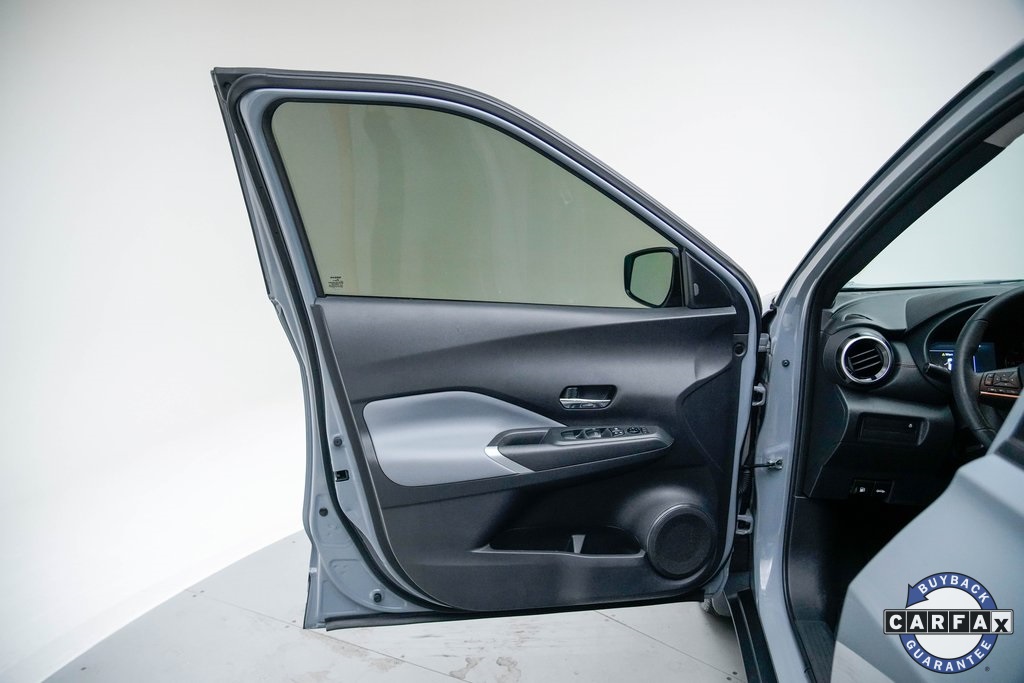 2022 Nissan Kicks SR photo 34