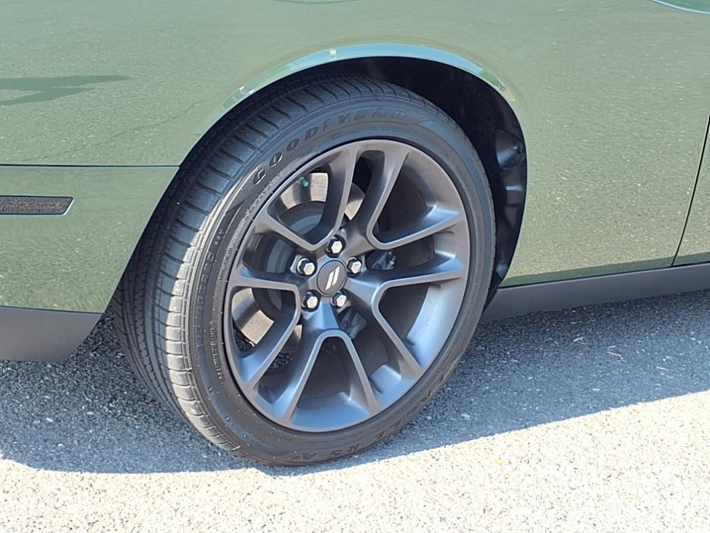 2023 Dodge Challenger R/T Scat Pack photo 22