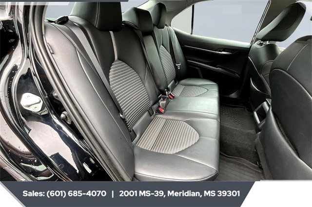 2024 Toyota Camry SE photo 18