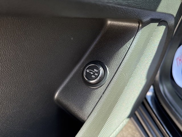 2022 Chevrolet Traverse Leather photo 18
