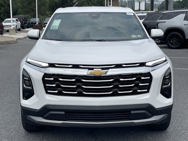 2026 Chevrolet Equinox LT photo 2