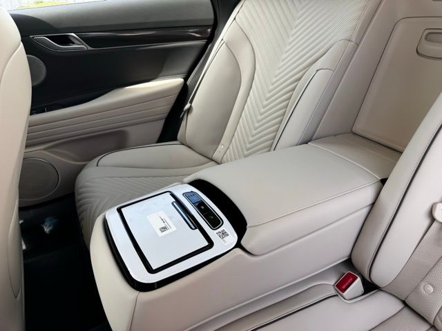 2024 Genesis G80 3.5T Sport Prestige photo 13