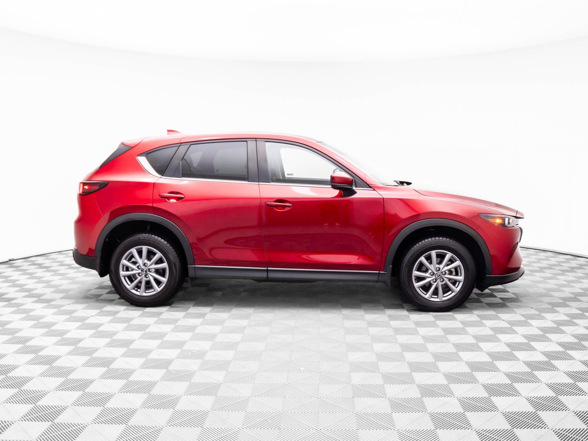 2023 Mazda CX-5 2.5 S Preferred photo 8