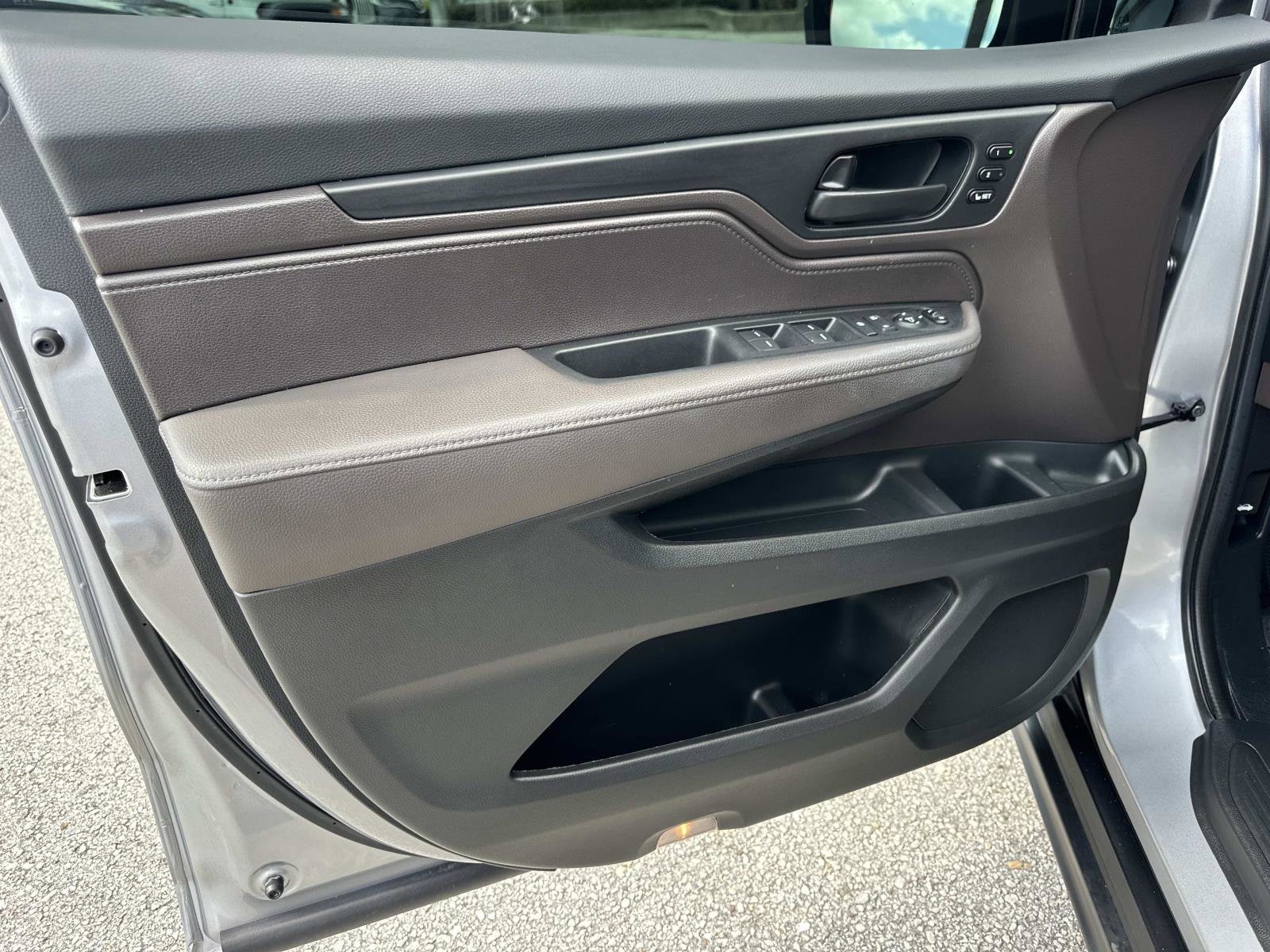2024 Honda Odyssey EX-L photo 16