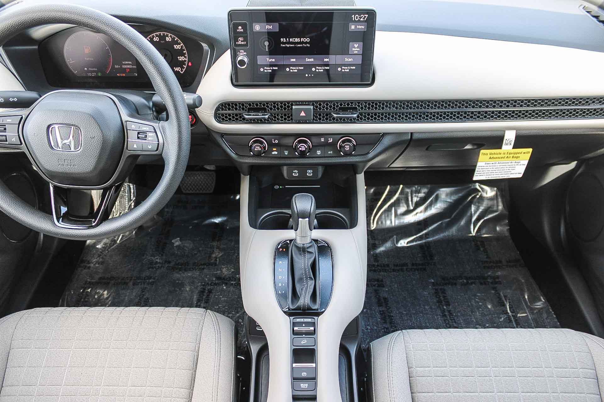 2026 Honda HR-V LX photo 13