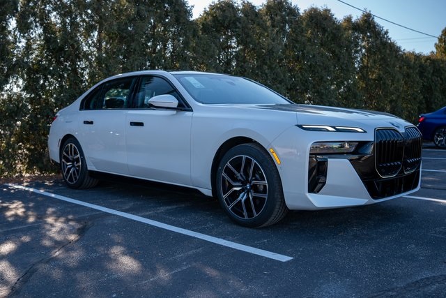 2025 Bmw 760i 760i xDrive photo 3