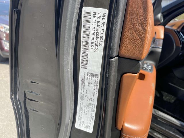 2021 Jeep Grand Cherokee Overland photo 17