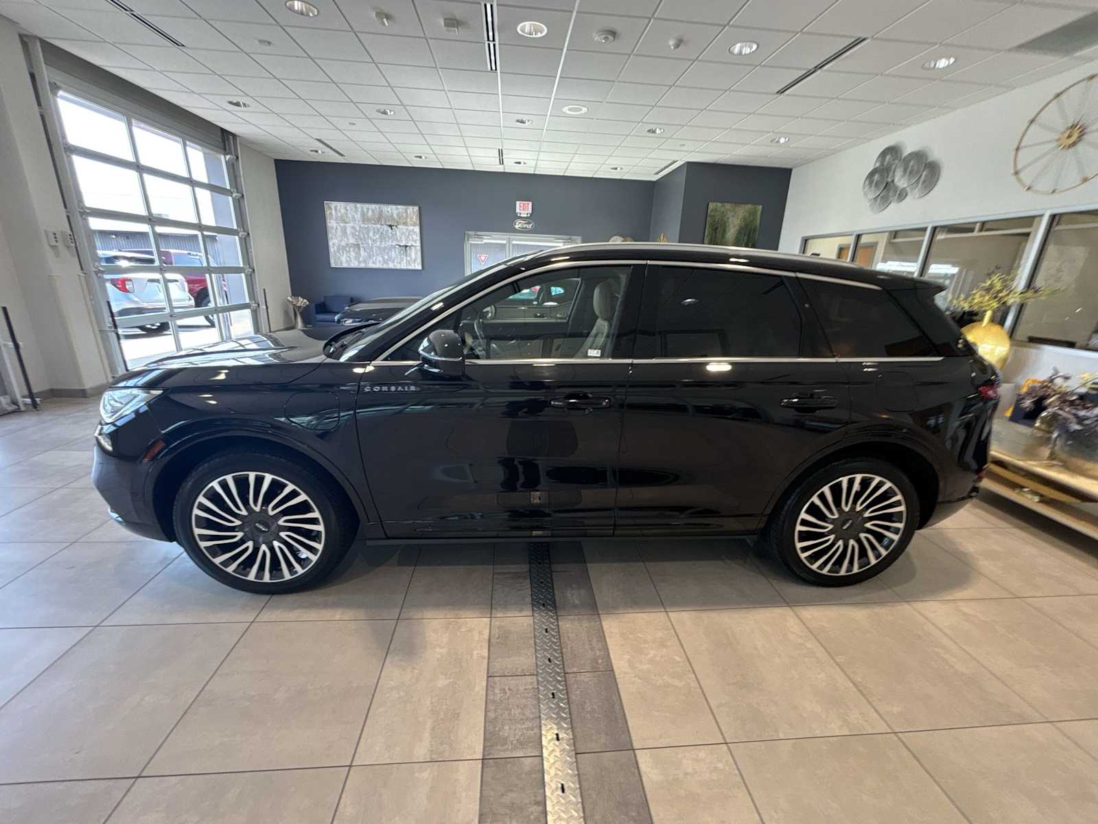 2021 Lincoln Corsair Grand Touring photo 6