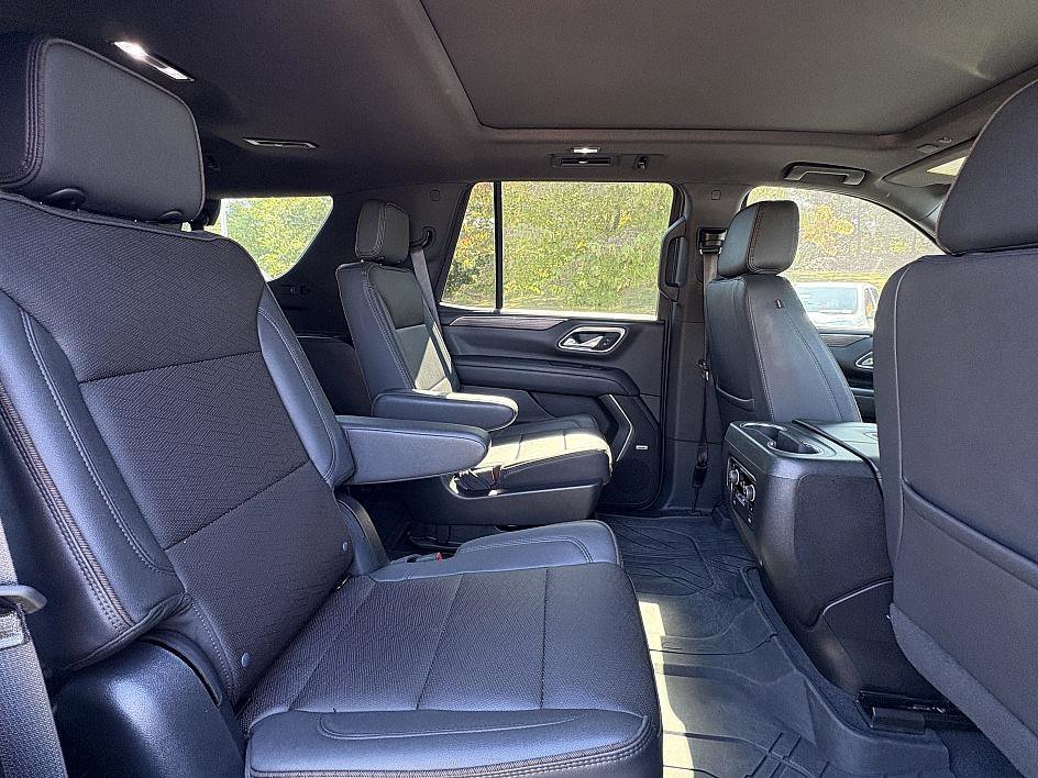 2023 Chevrolet Tahoe High Country photo 13